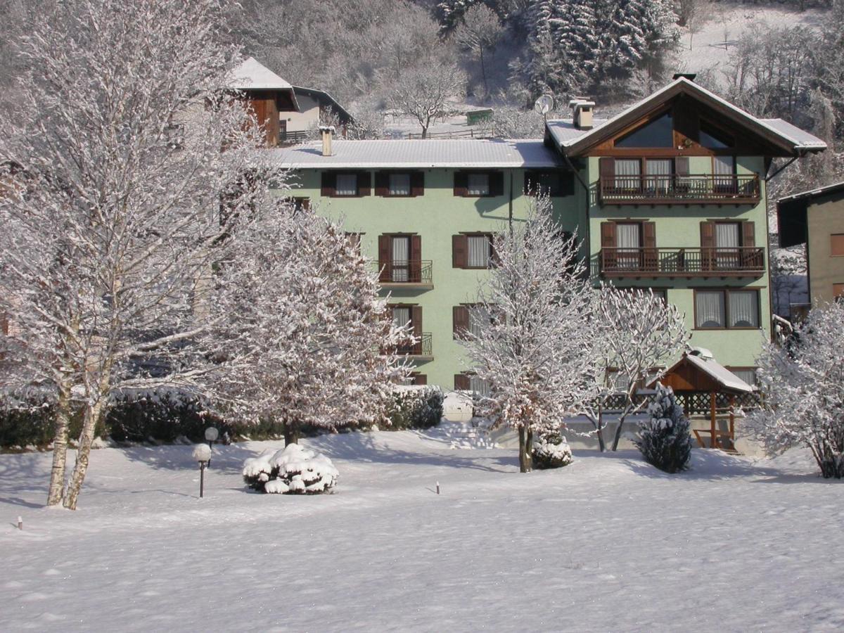 Hotel Miravalle Imer 外观 照片