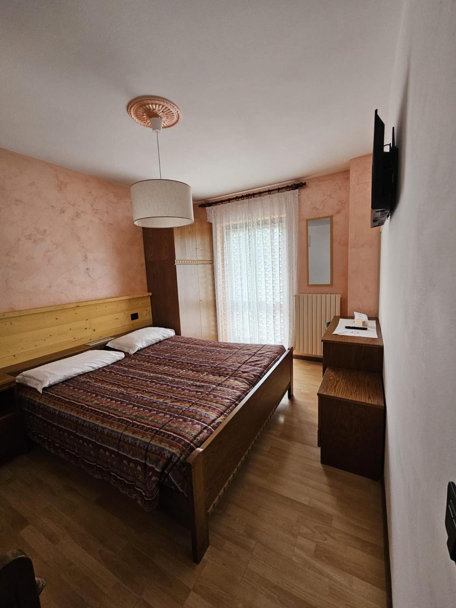 Hotel Miravalle Imer 外观 照片